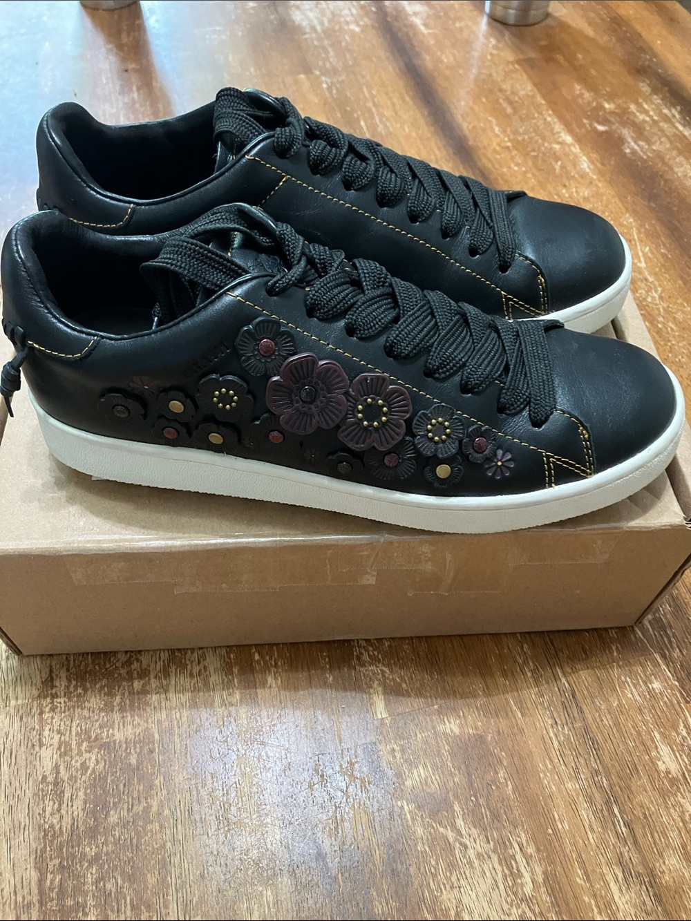 Coach Black Leather Low-Top Sneakers with Tea Rose Floral Appliqué
